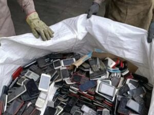 Celulares secuestrados a presos en Salta fueron enviados a reciclar